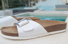 Load image into Gallery viewer, Women&#39;s Madrid White leatherette sandals