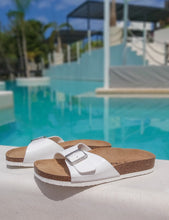 Load image into Gallery viewer, Women&#39;s Madrid White leatherette sandals