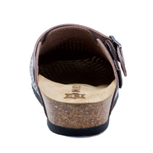 Load image into Gallery viewer, Stockholm Women clogs brown Soft leather perforated - PREMIUM COMFORT
